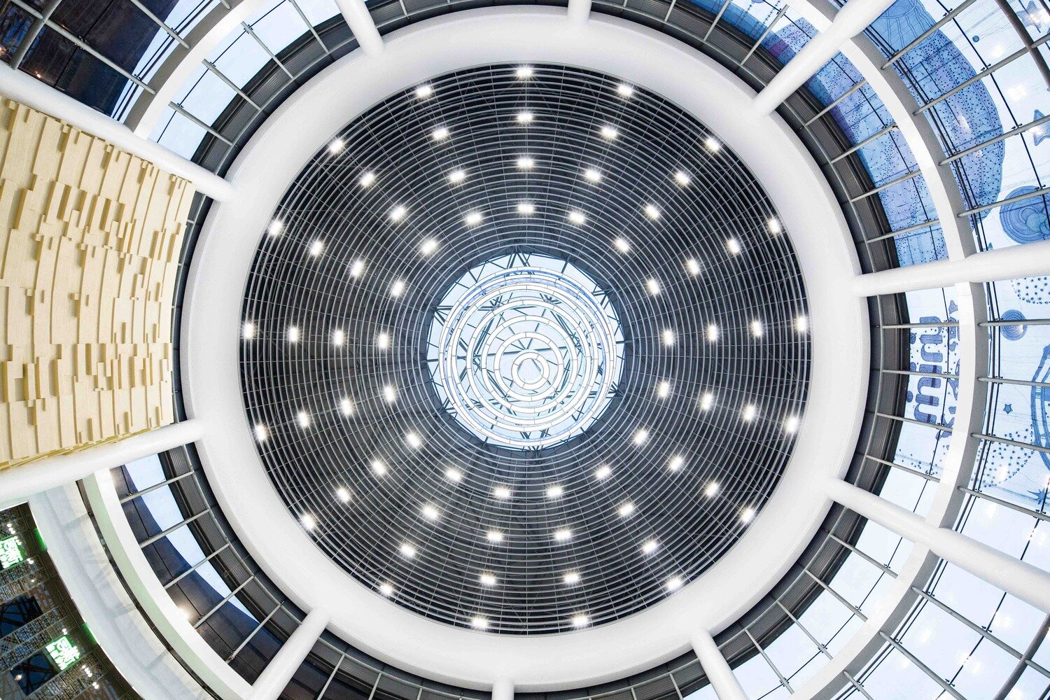 Renovation design of the round hall of Huanyucheng commercial complex